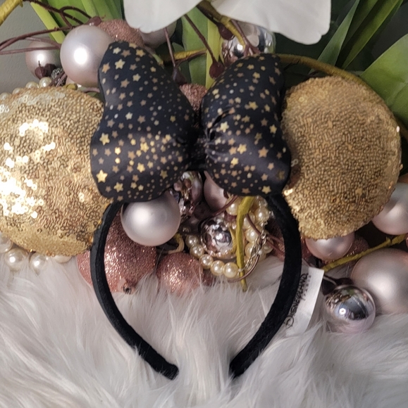 Disney Disneyland Parks Paris Gold Black Is Magical Minnie Sequin Ears Headband - Picture 1 of 6